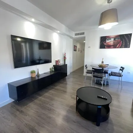 2 Bedroom Apartamento